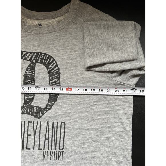 Disney Parks Sweatshirt Women’s 2XL Heathered Gray Disneyland Resort Lightweight - Picture 8 of 10
